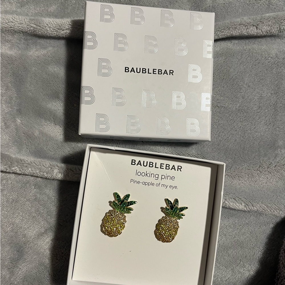 BaubleBar Pineapple Studs